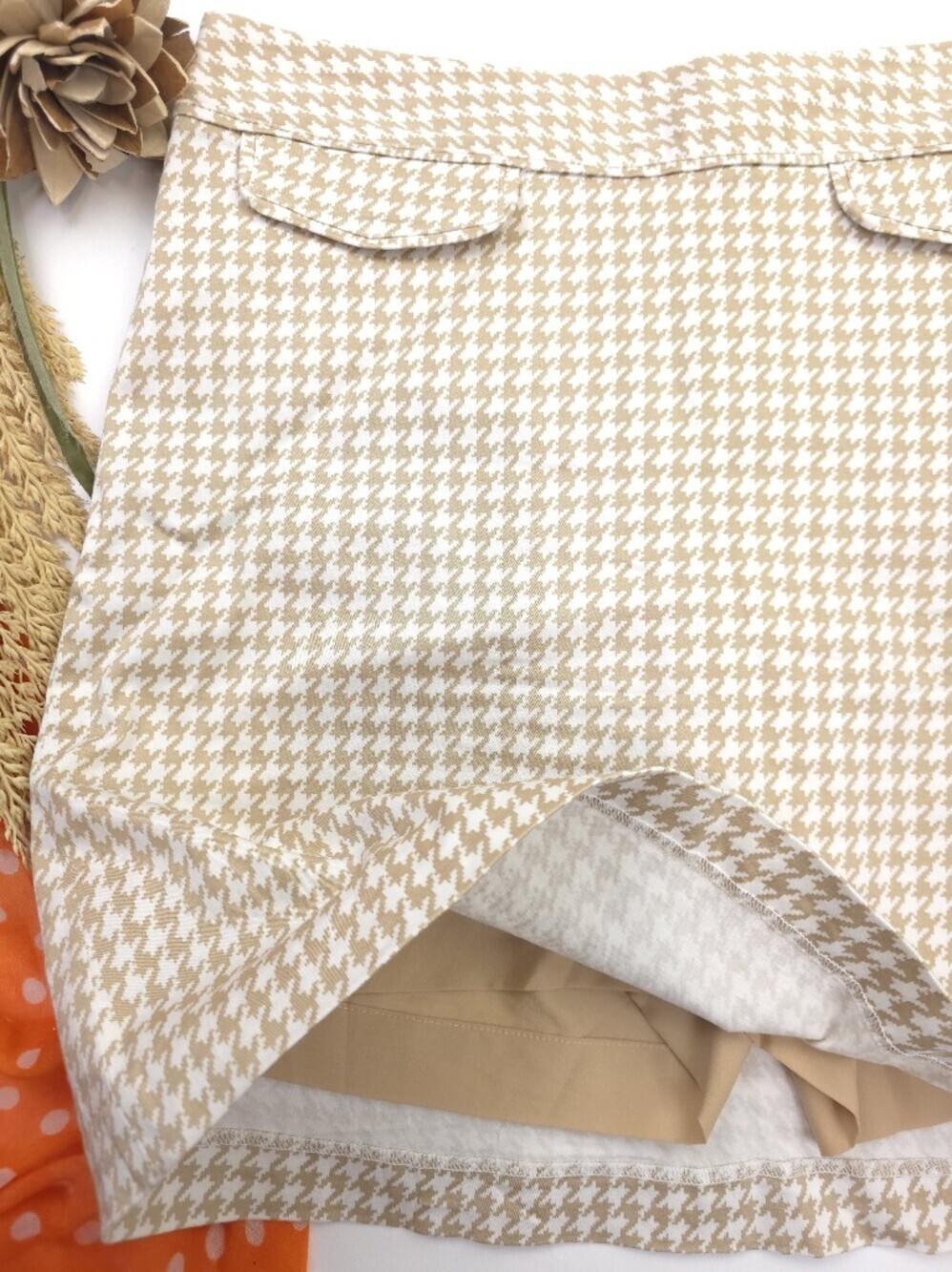 Fairway & Greene Beige and White Houndstooth Skort Sz 4